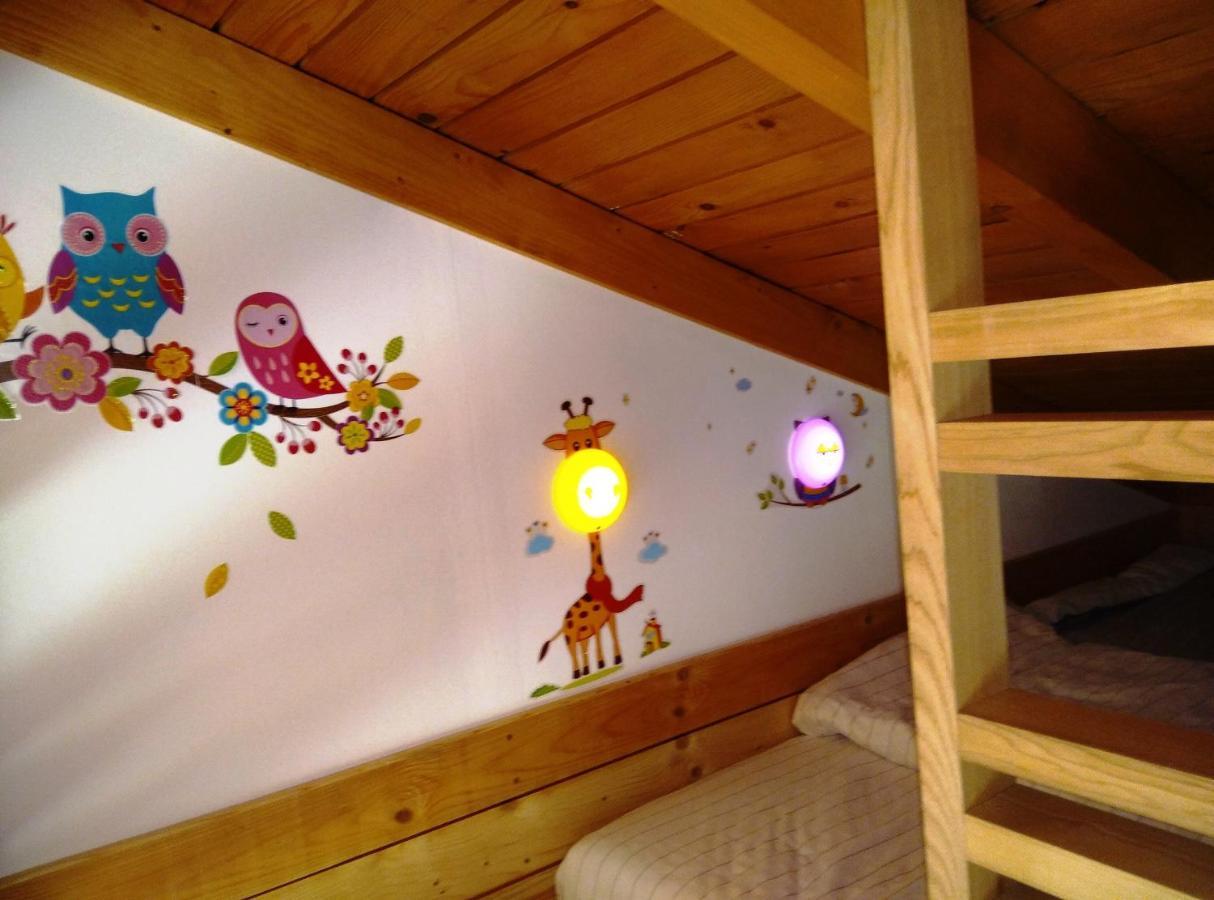 Villa La Livada Valea Danului Esterno foto