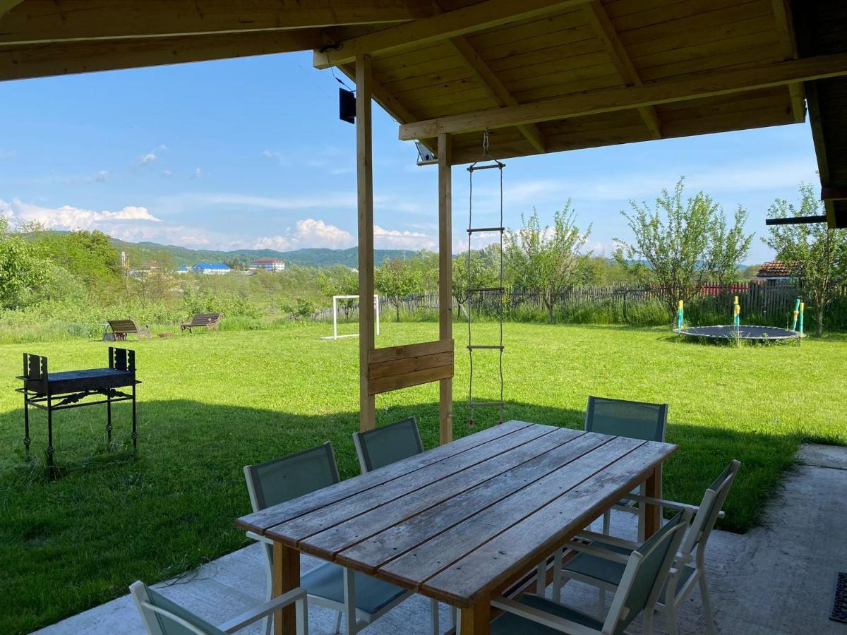 Villa La Livada Valea Danului Esterno foto